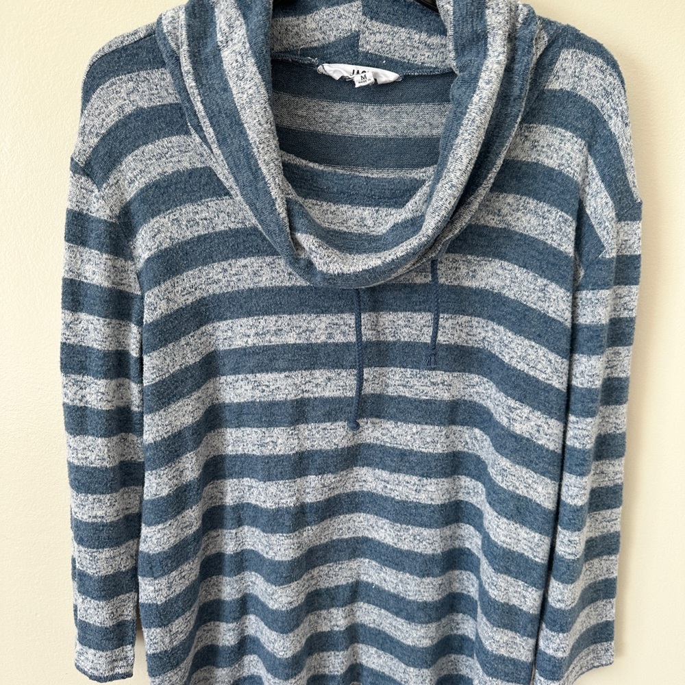 Jack by BB Dakota Blue and Gray Striped Cowl Neck Knit Top Size M